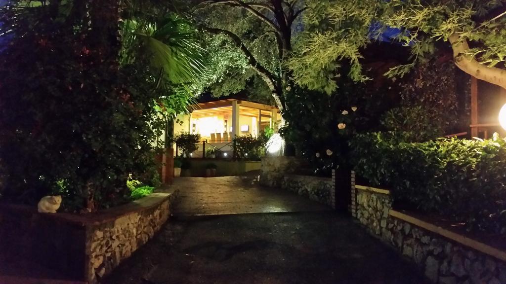 Cala Blanca Villaggio Alberghiero Марина-ди-Камерота Экстерьер фото